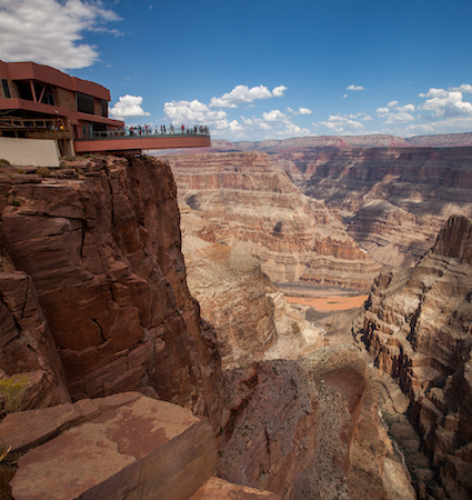 The last minute discount Grand Canyon helicopter Eagle Point landing tour includes Hoover Dam, flight above and below the rim of the Grand Canyon. Visit Eagle point featuring world-famous views into the Grand Canyon. 